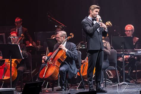 Concert de la Nuit du Pharaon : Un Voyage Musical Ensorcelant en l'Honneur de  Parov Stelar !